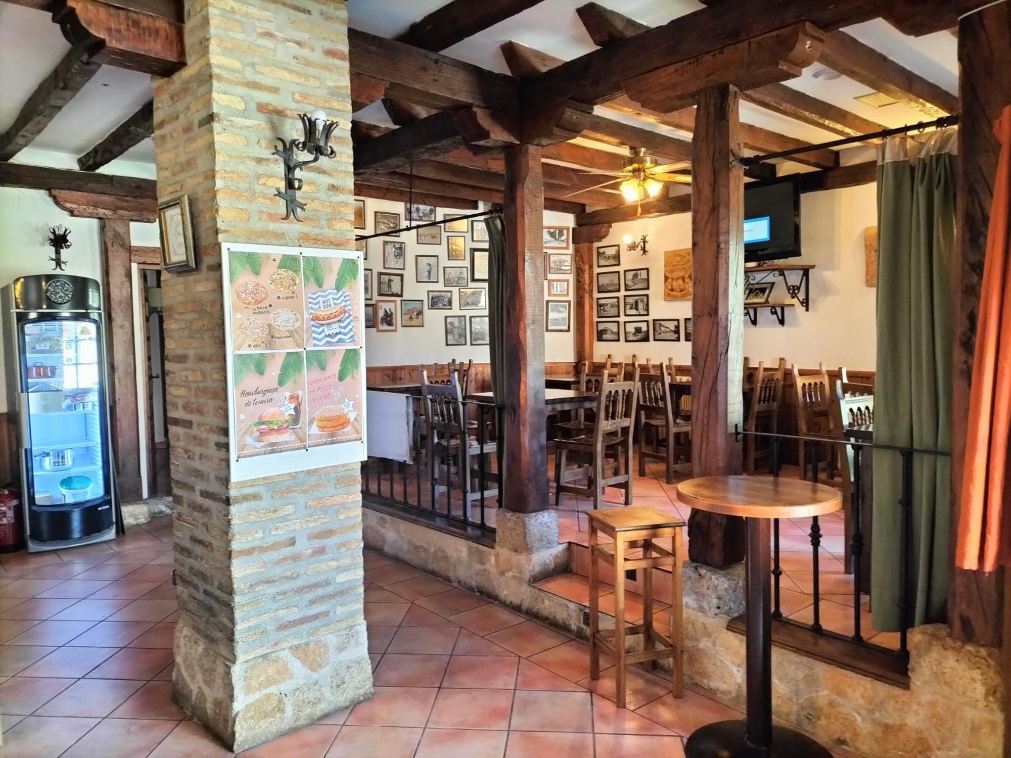 Villalcázar de Sirga Don Camino Low Cost מראה חיצוני תמונה